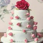 کیک عروسی رز صورتی